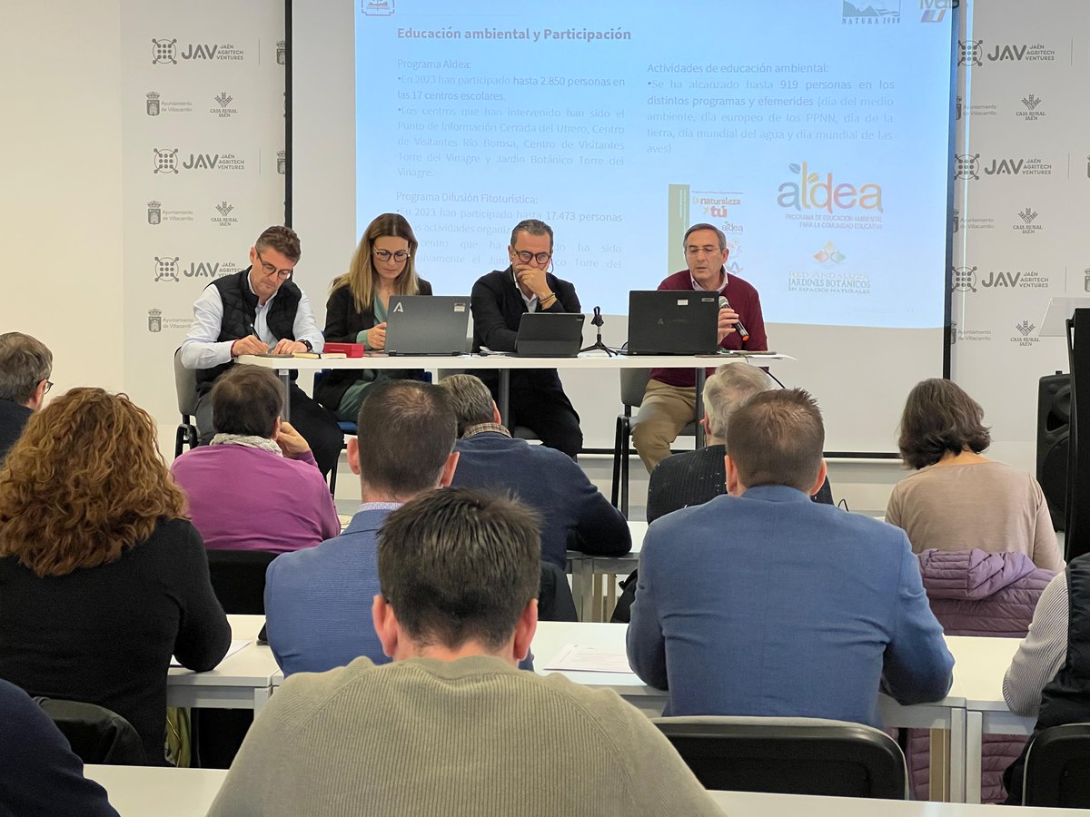 📷El JAV albergó la Junta Rectora del Parque Natural de las Sierras de Cazorla, Segura y las Villas.

✅Una jornada de trabajo muy productiva en la que se analizaron distintas iniciativas para el desarrollo y la sostenibilidad del  parque que afecta a más de 40 municipios de Jaén