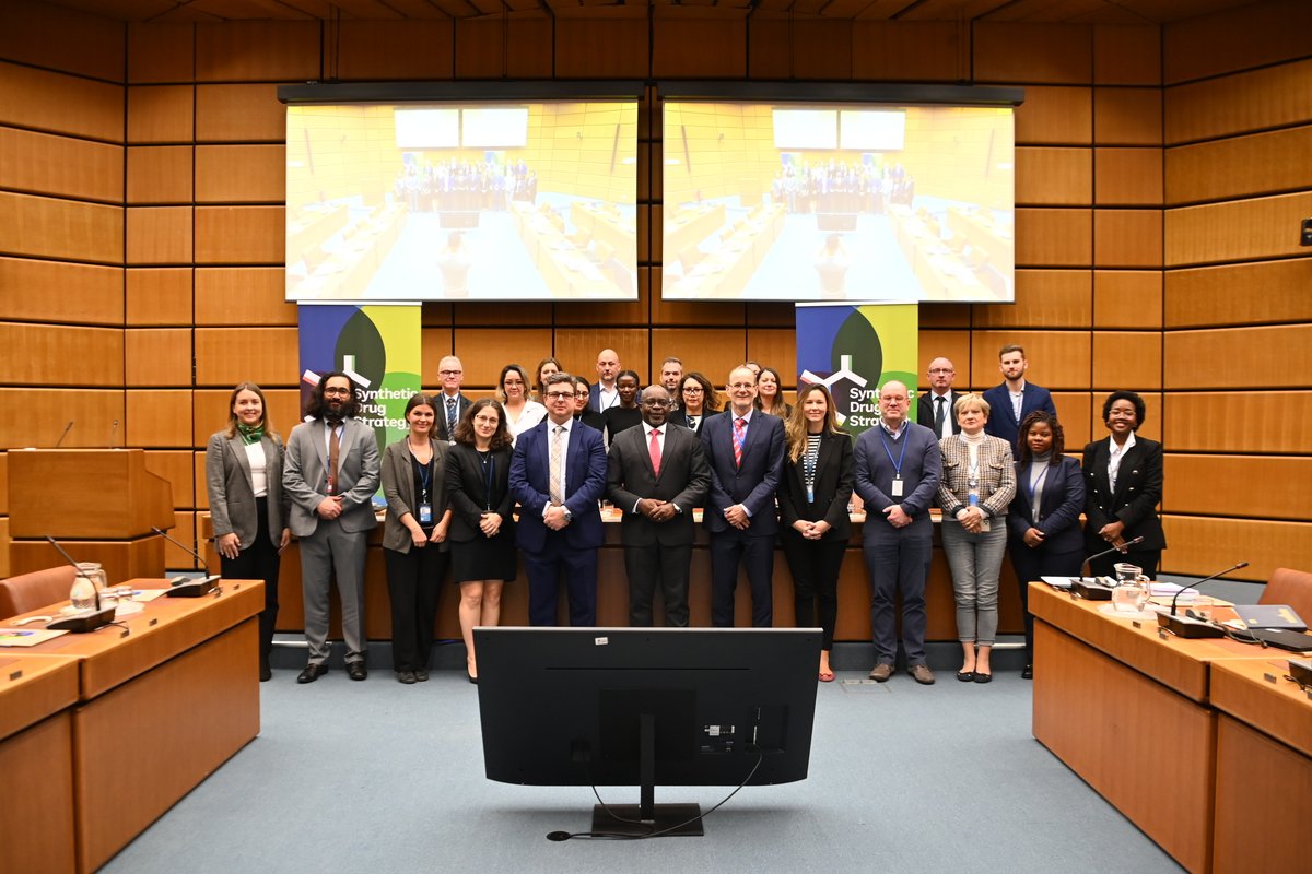 Another successful partnership meeting! Thank you to our partners who have enabled the <a href="/UNODC/">UN Office on Drugs & Crime</a> Synthetic Drug Strategy to harness synergies, break down silos, &amp; deliver the most effective responses to the global #synthetic drug problem. Learn more: syntheticdrugs.unodc.org