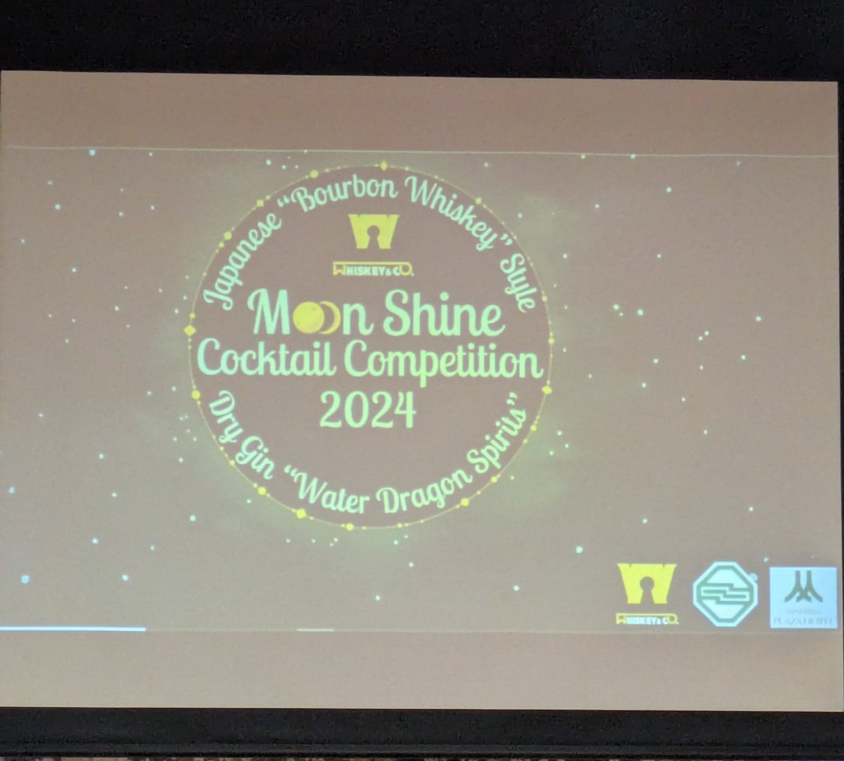 tanabeaki77's tweet photo. 三嶋大社で開催されたMoon Shine Cocktail Competition 2024を観てきた。カクテルコンペティションとか観たの初めてだったけど、色んな話しを聞けて楽しかった。なかなか面白い。
#MSCC2024 https://t.co/LSmsdkfLjK
