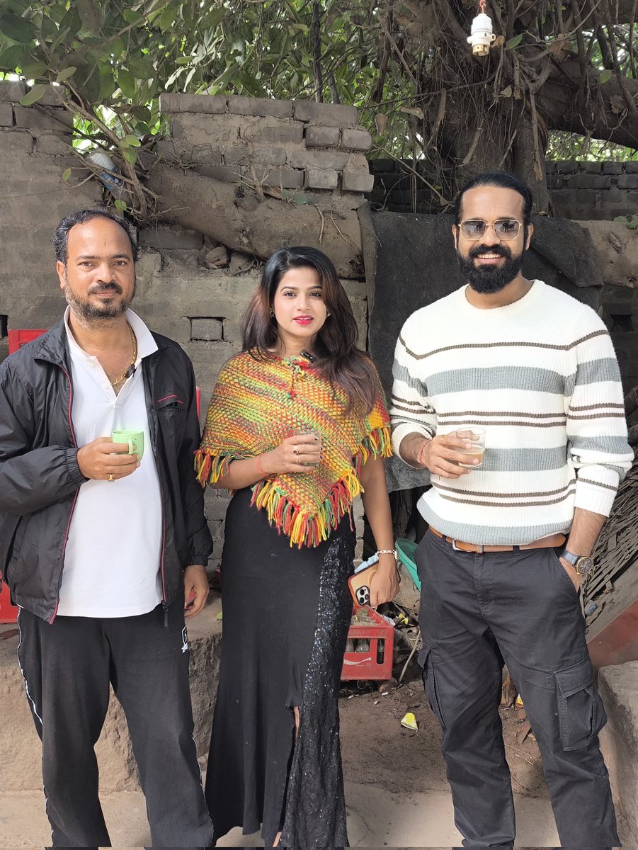jethy_pran26384's tweet photo. Promotion Of New Odia Film 
"ମିଶିରି" Promotion at Khandagiri Cha Khati 
@Culturedeptt 
@OdiaFilm1 
@Rupashree
@VivashOfficial https://t.co/A3oqLmVNyo