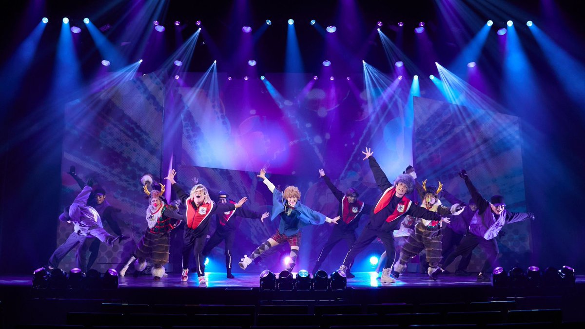 SDM_dance's tweet photo. 🆕#SDMONLINE の新着記事！
初のクリスマスファンタジー！　梅棒 『クリス、行ってきマス!!!』開幕!!
梅棒の初となる〝クリスマス〟をテーマとした、この季節にピッタリな公演の様子をレポート！
@umeboujp
#梅棒 #クリスいってきマス #伊藤今人 #生駒里奈 #天野一輝 #志田こはく #多和田任益 https://t.co/Ff4LS0mgD7