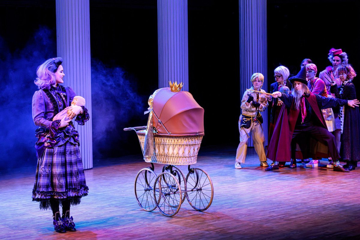 Helsingin Kaupunginteatteri tweet media