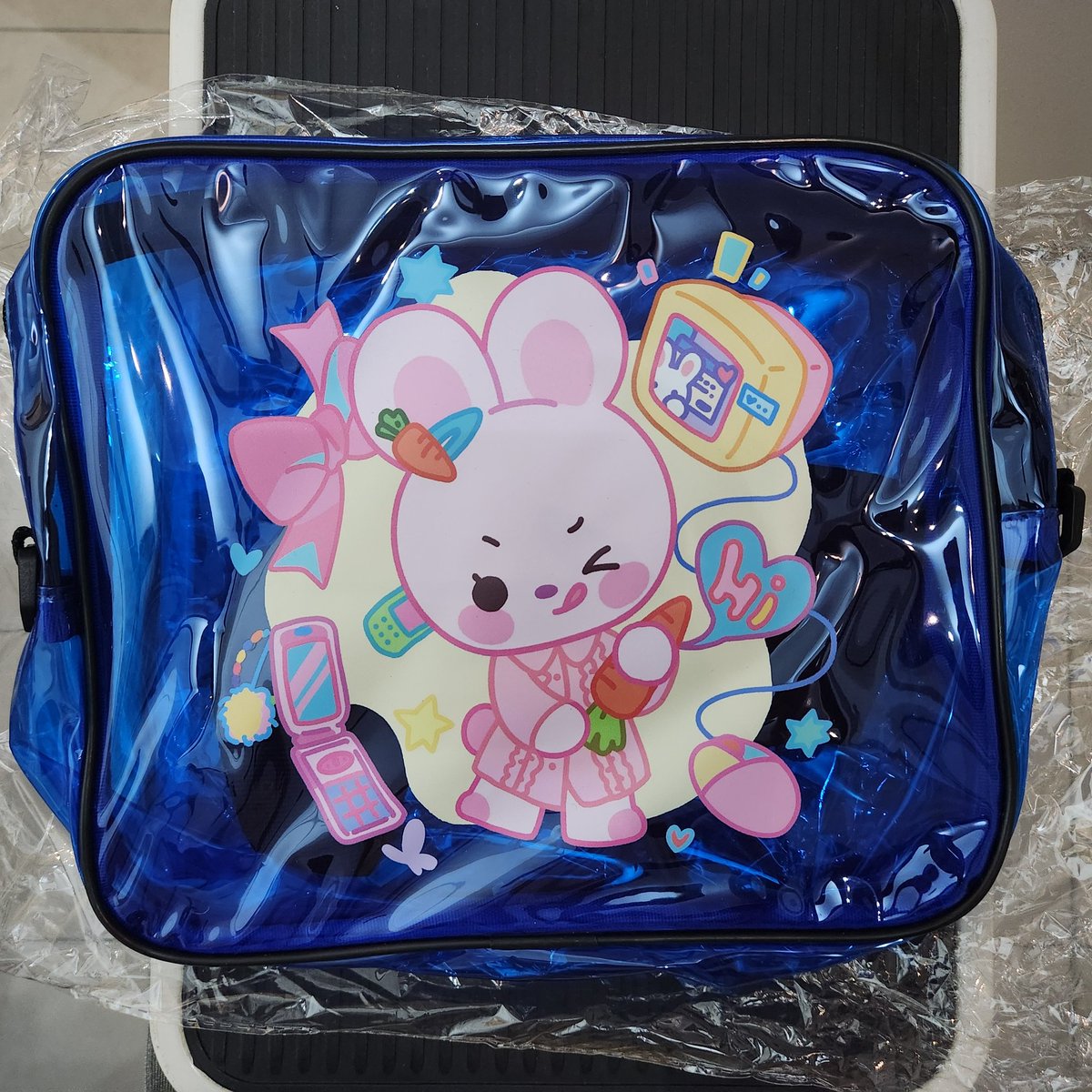 foryetao's tweet photo. Giving away Yetao bunny themed jelly bag + HQ photocards (individually sleeved)
Free shipping globally - just Like + RT + Reply to enter 🧡 https://t.co/olUh3FECQO