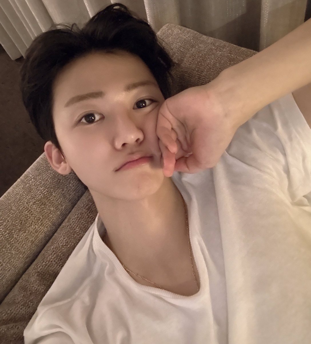 นี่คือผู้ชายที่จะทำให้เราตกหลุมรักวันละพันครั้งต่อวัน😭😭