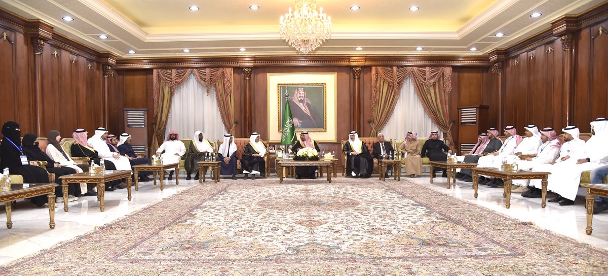 emara_najran's tweet photo. أمير #نجران يرحب بالمشاركين بالملتقى الصحي.  
https://t.co/VqIu8HtWId https://t.co/kDam8t0P9U
