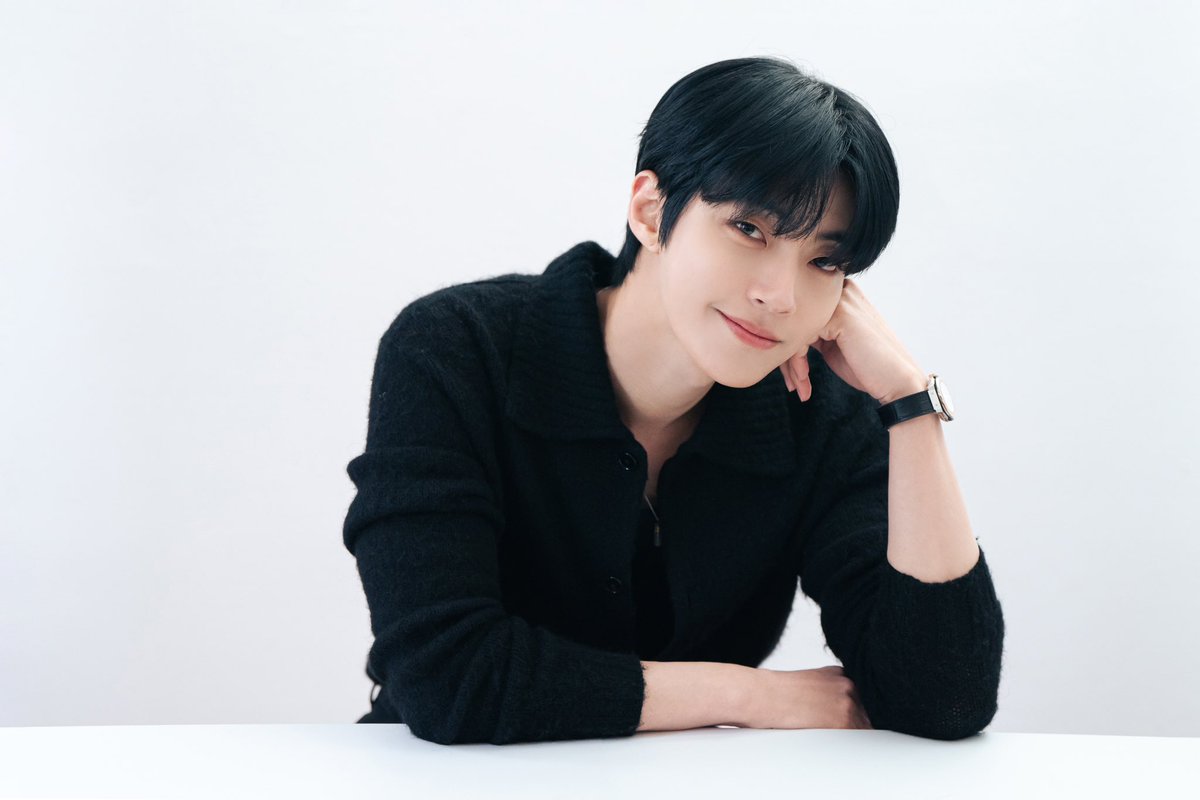 KNSTUDIO_now's tweet photo. #조립식가족 #황인엽 #HwangInYoup https://t.co/0kJ2HnKrgl