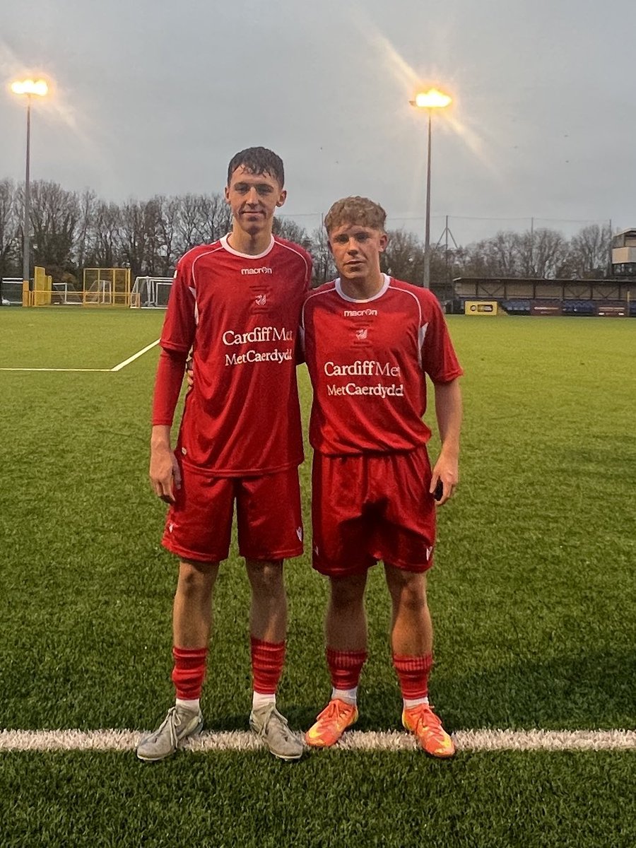 GMEvans's tweet photo. A great week at @CamUtdAcademy 

Fletch &amp; Dion - Wales Colleges U19s

Mason and Calan - Welsh Schools U16s

Alfie &amp; Logan - Scholarships at Swansea City and Cardiff City 

👏👏 https://t.co/5XWSlGBqdJ