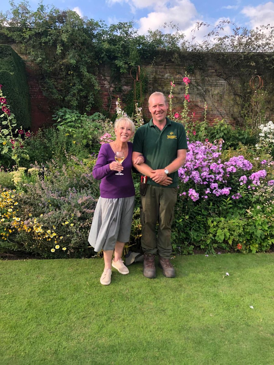 goldstonehall's tweet photo. We’re on BBC Gardeners’ World Winter Special! 🌳🤩
Tune in this Friday 6th Dec at 8pm on BBC2 to see the incredible Carol Klein showcase our 5-acre Goldstone Gardens!
Can’t watch live? Catch it later on BBC iPlayer: https://t.co/QzIZ3sMWmj
@GWandShows
#BBCGardenersWorld https://t.co/f1rkiI0oDV