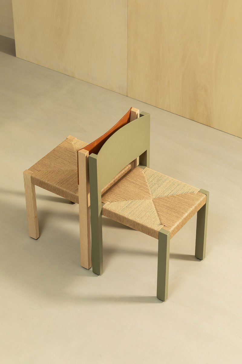 Interior_es's tweet photo. DiseƱada por #AndreuCarulla para @silleria_verges, #Catalina reinterpreta la tradicional #silla de #enea con una propuesta de lĆneas depuradas, materiales nobles y una geometrĆa intencionadamente sencilla.
-> FotografĆas: Francesc Rabat
-> https://t.co/wl7ToaTr4k
-> #diseƱo https://t.co/4zL81eJsI6