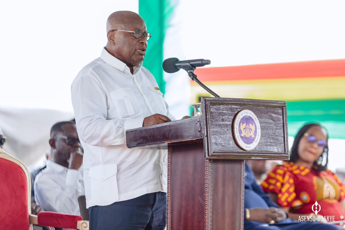 ABCNewsGH_'s tweet image. 📸President Akufo-Addo officially commissions the Tema Motorway Interchange.

#ABCNewsGH #roadsfordevelopment #development #tema #motorway