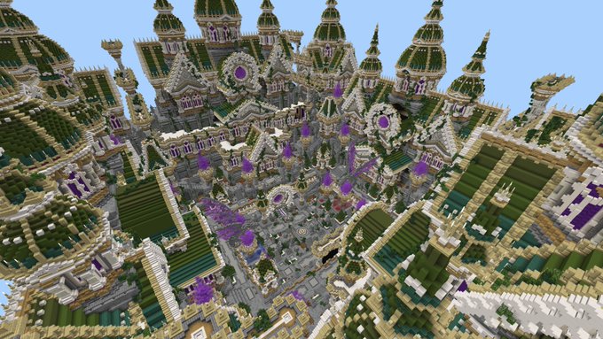 JCU_minecraft's tweet photo. 「#TNTスマッシュ」ステージ紹介

ステージ3：古城の審判
制作者：森野たぬき

魔法文明の王城には戦いの場が用意されていた。
強制的に対岸へTNTを送る魔法陣を駆使し、高低差のあるステージを走り回り、目指すは羊毛のゴール。

▼ ギミック
・紫色のゲートへTNTを投げ込むと、反対側の中央へ飛ぶ https://t.co/h9xMhwzTxN