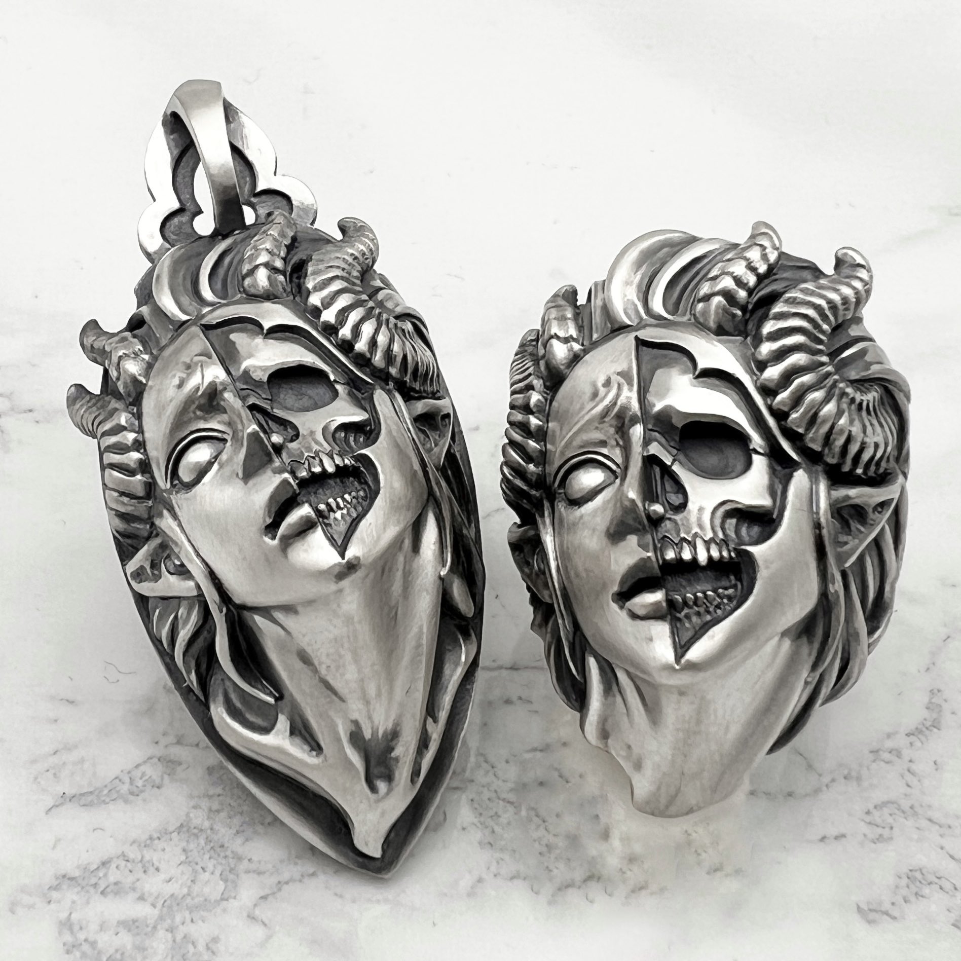 Lorre Rodkin スカルダイヤモンドペンダント18K Lorre Rodkin スカルダイヤモンドペンダント18K NECKLACE（ネックレス