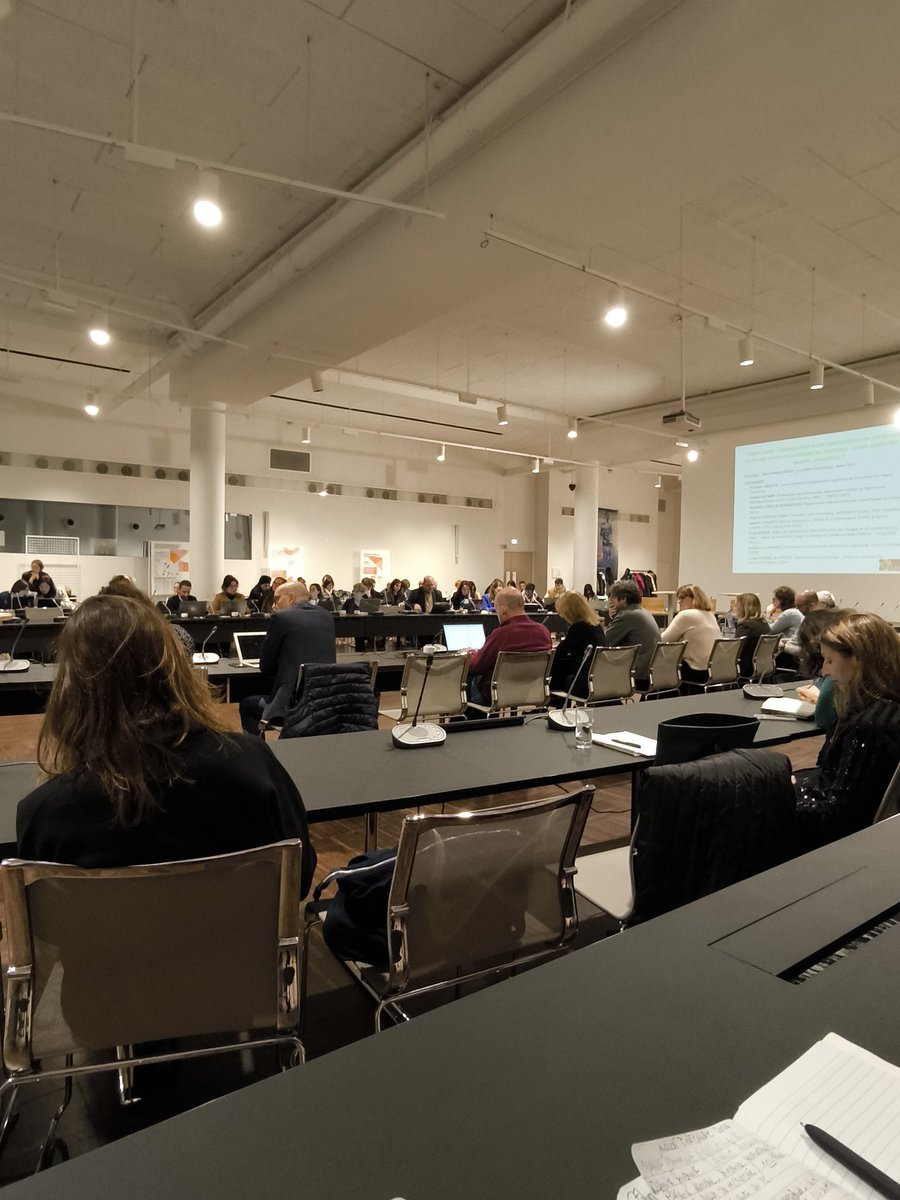 anthonymiege's tweet image. Rencontres de l'enseignement supérieur et da la recherche ce jour à @PlaineCommune 🍀
Plus que jamais les unités de recherche travaillent et travailleront main dans la main avec les collectivités et leurs acteurs du territoire.
Clin d'oeil à l'@univ_spn bien représentée 😉