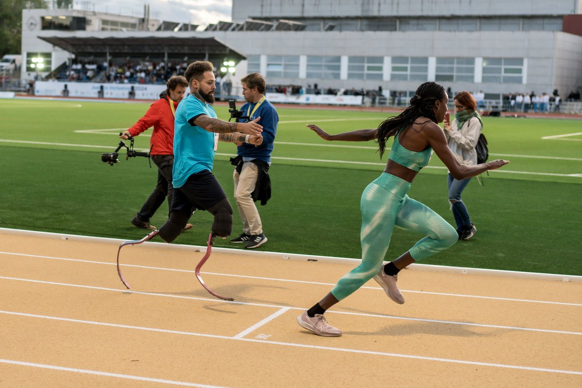 🌍 En el #DiaInternacionalDiscapacidad, celebramos el impulso del #DeporteInclusivo con los II #JuegosInclusivos, donde deportistas con y sin discapacidad, compitieron juntos demostraron que la diversidad nos enriquece. 🏅💙 ¡Por un deporte sin barreras y para todos!