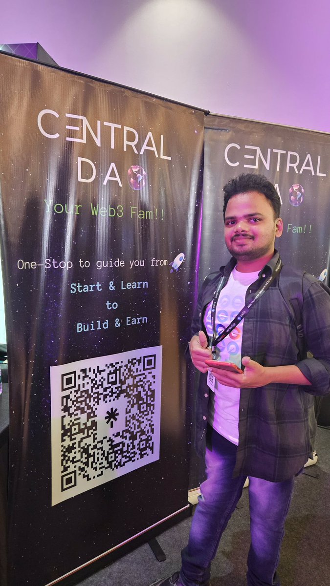 VinnuB33's tweet photo. 🌟 Start Your Web3 Journey with Central DAO! 🌟

Looking to build, learn, and grow in the world of Web3? 🛠️📚

Join the Central DAO—a Web3 family dedicated to empowering creators, builders, and learners. Whether you're new or experienced, there's a place for you!
#Web3 #DAO #Ce https://t.co/oHQp4kULPN
