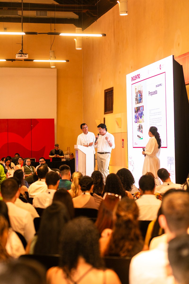 RedSPbotin tweet media