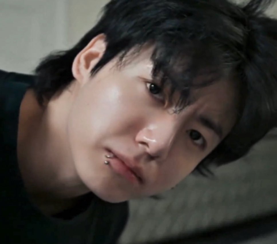 juneyvibes's tweet photo. ฉันยังคงอยู่ รีบดูก่อนโดนลบ

(thsub) i 4m 5till  
ep. 1 : https://t.co/QFeHFIBEnb
ep. 2 : https://t.co/BnpfExc5N0
ep. 3 : https://t.co/KieswEjs2h https://t.co/ZqAXryxagH