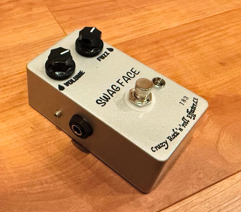 SuematsuBand's tweet photo. で！実はそのNKT-275モデルが完全に売り切れた後……こっそりこれ㊙️方法で作ってもらえないかなぁ？ってYouTubeで宣伝もせず（🙏）頼んだのがこちらのモデルBC-183💁
こらがビンテージのTSとの相性が抜群でねぇ🤤
って仲間に話したら依頼殺到で即完売でしたw https://t.co/Bt4P3dQxNS