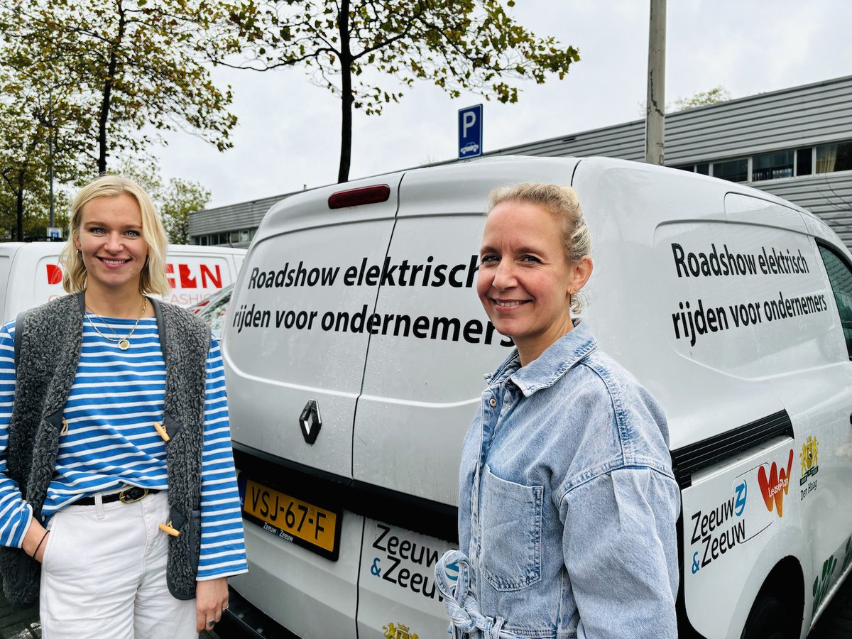 Ondernemers in The New Farm maken gebruik van een handige elektrische deelbus 🚌

Lees hier hoe het werkt en wat ondernemers van de deelbus vinden: logistiek070.com/deelbus-vergem…

#deelbus #elektrischrijden #thenewfarm