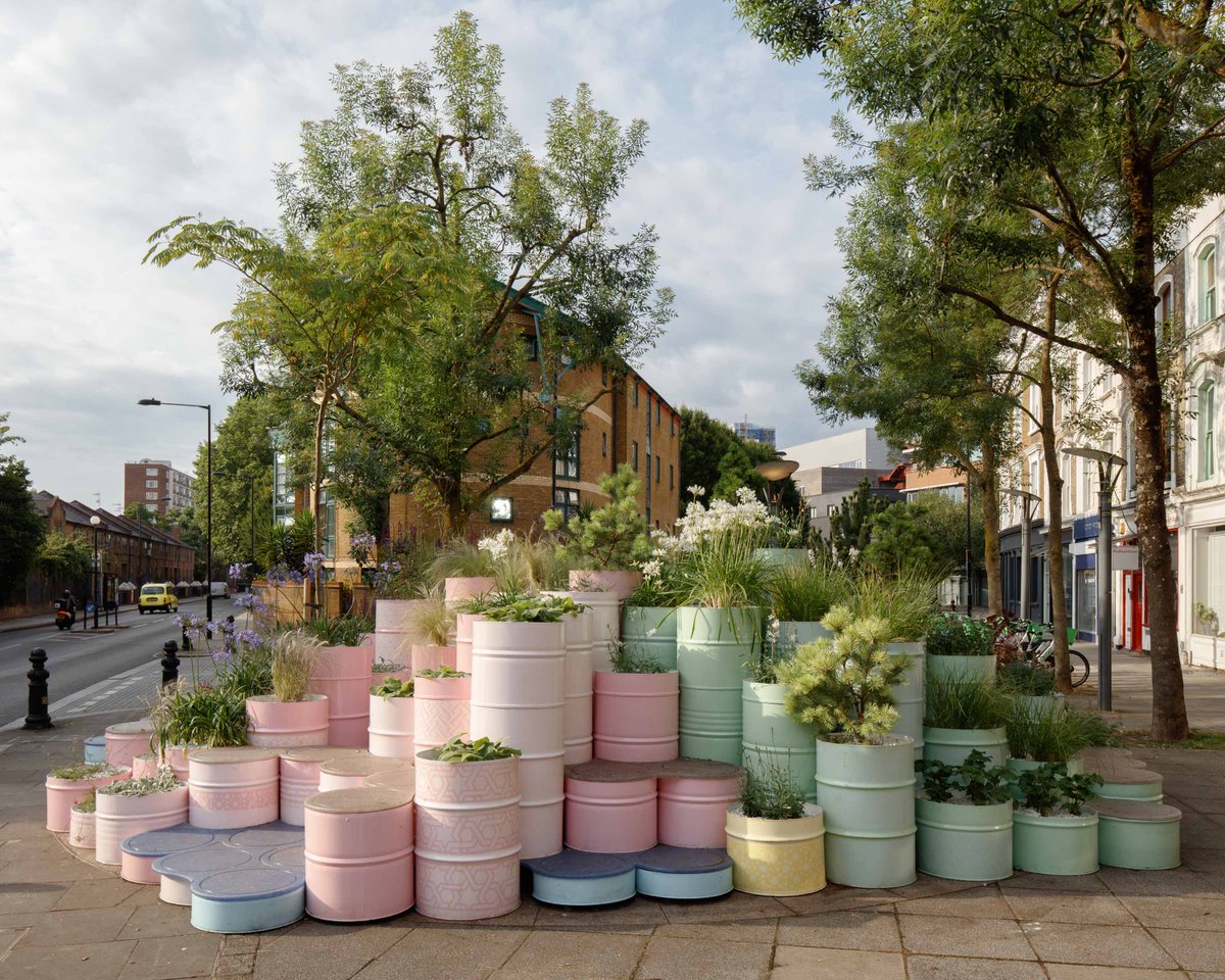 LFArchitecture's tweet image. #ReGreenNorthKensington by @GeorgeKingArch and #GrowtoKnow won the #PublicSpaces category in this year’s #NLAwards24 recognised for the transformation of a neglected urban space into a vibrant green oasis in the heart of Kensington 🏆
 
View project! 👇
londonfestivalofarchitecture.org/re-green-north…