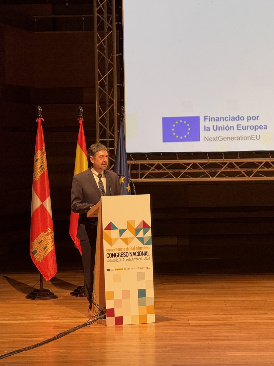 💜Nieves Garcia Moran💜 (@nievescout) on Twitter photo Arranca #congresonacionalcde #competenciadigitaleducativa #Valladolid #PDC <a href="/Compdigedu_AS/">📱CompDigEdu_AS</a> Arranca #congresonacionalcde #competenciadigitaleducativa #Valladolid #PDC <a href="/Compdigedu_AS/">📱CompDigEdu_AS</a>