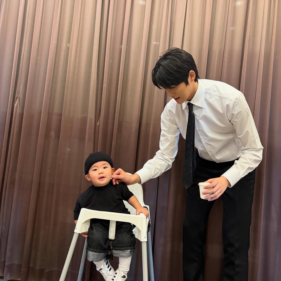 dalsangmin's tweet photo. Ogu ogu. https://t.co/DfCtijbc2Z