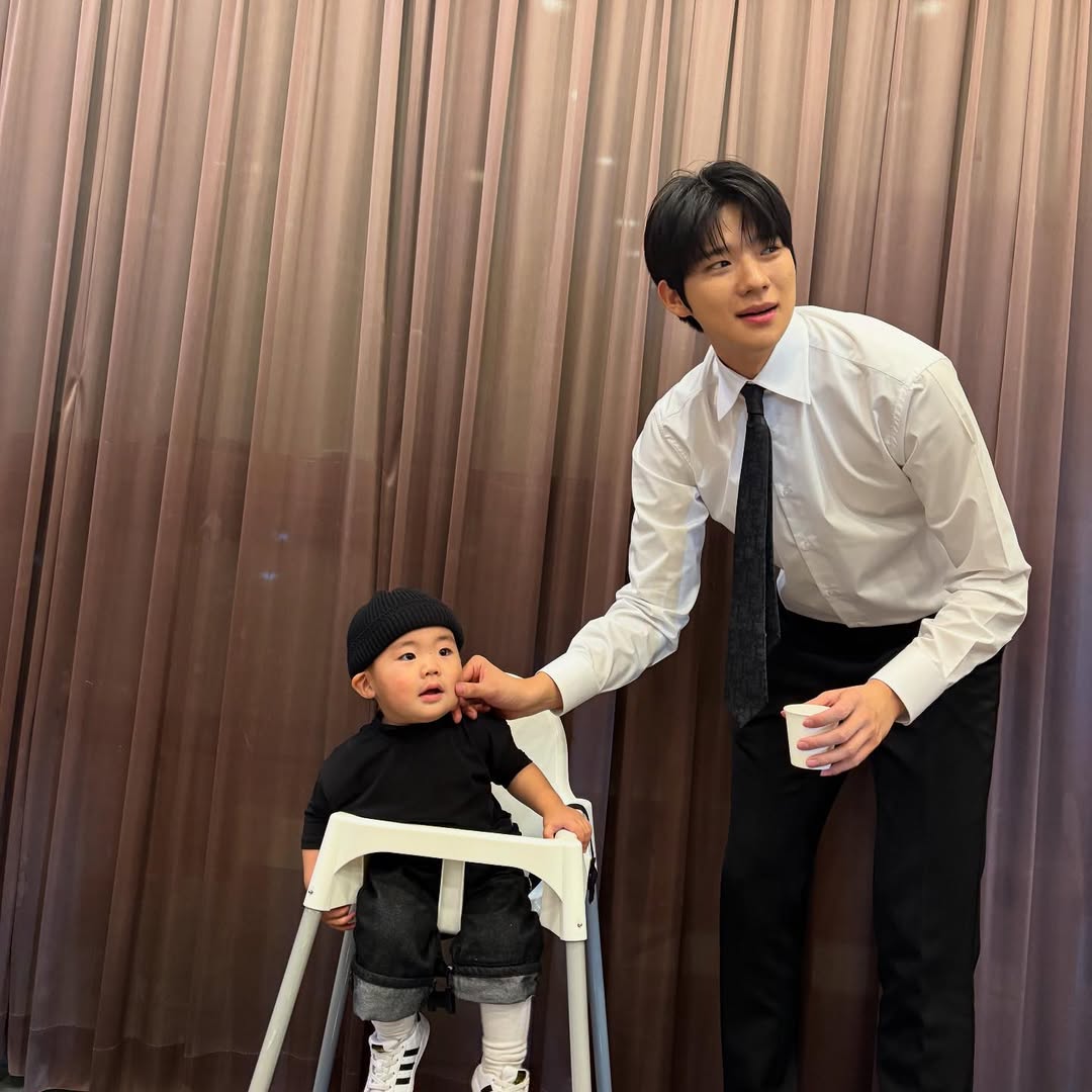 dalsangmin's tweet photo. Ogu ogu. https://t.co/DfCtijbc2Z