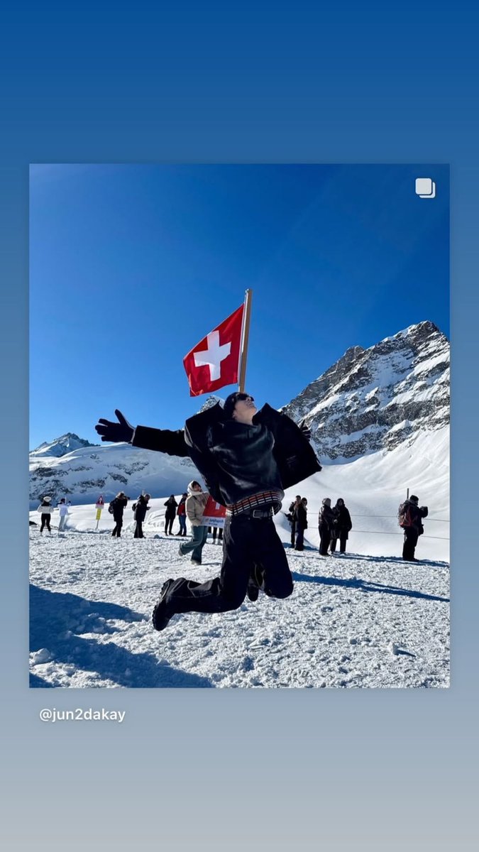 JunkayStreet's tweet photo. [IG Story] 241203 @Jun2daKAY

Swiss snow tastes good🇨🇭

#2PM #Jun_K #준케이 https://t.co/PGZR1jkhAg