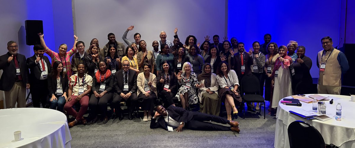 Esmita Charani (@e_charani) on Twitter photo And itโs a wrap from the first workshop ๐ ๐๐ฑ๐ธ๐บ๐ฌ๐ฆ๐บ๐ฌ๐ง๐ฟ๐ฆ๐ธ๐ฌ๐ต๐ฐ๐ฐ๐ช๐ฒ๐ผ๐ง๐ท๐ธ๐ฟ <a href="/ISID_org/">International Society for Infectious Diseases</a> #ISIDCongress2024 <a href="/Samkele_11/">Samkele Mkumbuzi</a> <a href="/sasheela2/">Sasheela</a> <a href="/inspired2leadQH/">Dr Dena van den Bergh</a> <a href="/afreenish_amir/">Afreenish Amir</a> And itโs a wrap from the first workshop ๐ ๐๐ฑ๐ธ๐บ๐ฌ๐ฆ๐บ๐ฌ๐ง๐ฟ๐ฆ๐ธ๐ฌ๐ต๐ฐ๐ฐ๐ช๐ฒ๐ผ๐ง๐ท๐ธ๐ฟ <a href="/ISID_org/">International Society for Infectious Diseases</a> #ISIDCongress2024 <a href="/Samkele_11/">Samkele Mkumbuzi</a> <a href="/sasheela2/">Sasheela</a> <a href="/inspired2leadQH/">Dr Dena van den Bergh</a> <a href="/afreenish_amir/">Afreenish Amir</a>