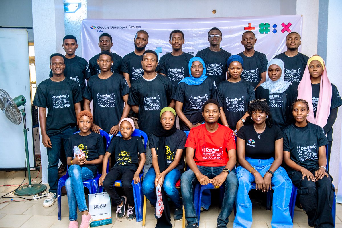 gdglafia's tweet image. A huge thank you to our incredible volunteers. You guys made DevFest 2024 possible! #DevFestLafia