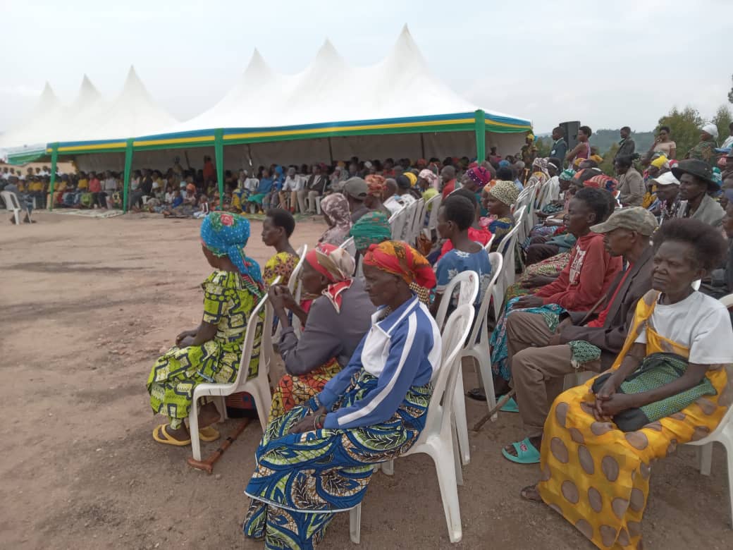 Kamonyi District (@kamonyi) on Twitter photo Mu Kagari ka Kidahwe Umurenge #Nyamiyaga hari kubera ku rwego rw'Akarere ibirori byo kwizihiza umunsi mpuzamahanga w'abantu bafite ubumuga. Intego y'uyu mwaka ni ukuzamura uruhare rw'abantu bafite ubumuga mu miyoborere mu rwego rwo kubaka ejo heza <a href="/ncpdrwanda/">NCPD Rwanda</a> <a href="/RwandaLocalGov/">Ministry of Local Government | Rwanda</a> Mu Kagari ka Kidahwe Umurenge #Nyamiyaga hari kubera ku rwego rw'Akarere ibirori byo kwizihiza umunsi mpuzamahanga w'abantu bafite ubumuga. Intego y'uyu mwaka ni ukuzamura uruhare rw'abantu bafite ubumuga mu miyoborere mu rwego rwo kubaka ejo heza <a href="/ncpdrwanda/">NCPD Rwanda</a> <a href="/RwandaLocalGov/">Ministry of Local Government | Rwanda</a>