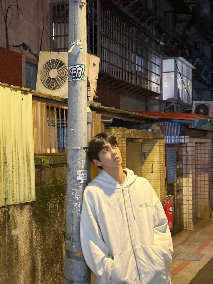 8turnpics_'s tweet photo. ー　{haemin plus chat 💬}

#에잇턴 #8TURN #EIGHT_TURN https://t.co/HQlsDnMwT3
