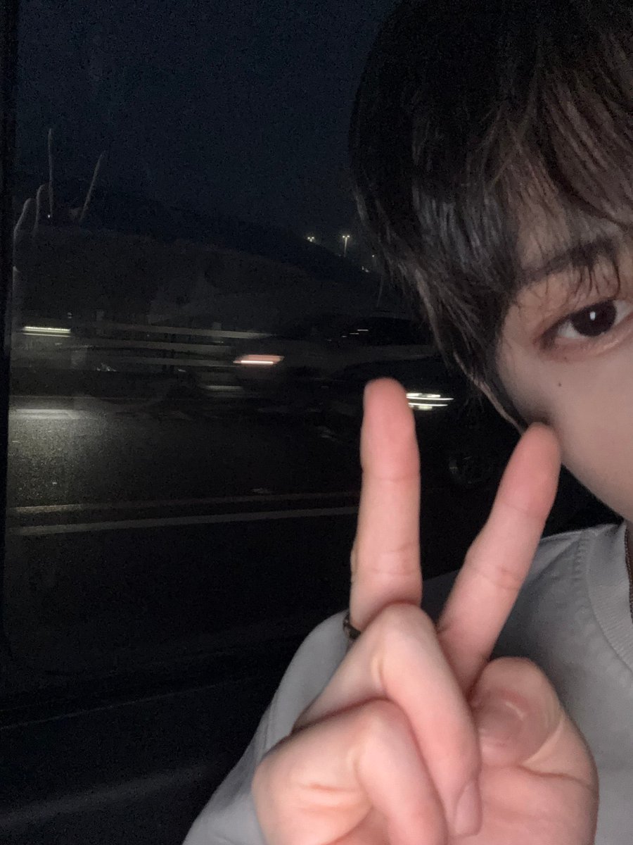 ー　{yungyu plus chat 💬}

#에잇턴 #8TURN #EIGHT_TURN