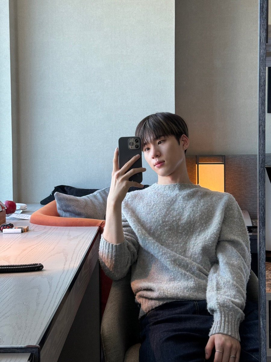 ー　{yoonsung plus chat 💬}

#에잇턴 #8TURN #EIGHT_TURN