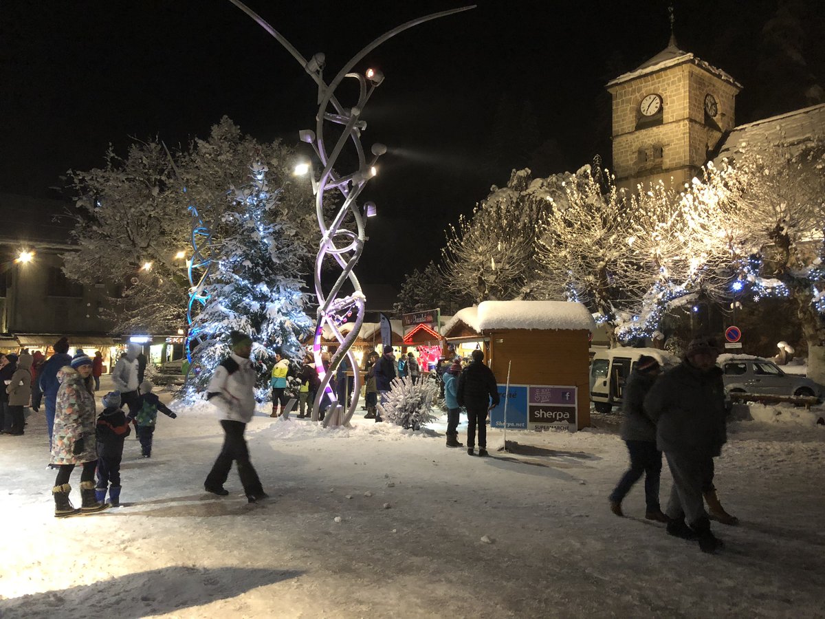 AlpsAccom's tweet photo. Christmas Special Offers - Save to 30%
It's still not too late to join us here in Samoëns for the festive period.
https://t.co/GKhFj7s9r2 https://t.co/JfBHyLePKA