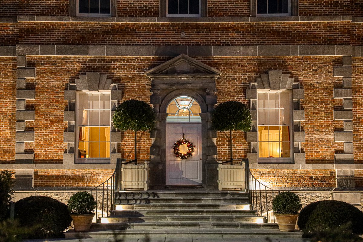 Ireland's Blue Book (@irelandbluebook) on Twitter photo Tune into <a href="/nevenmaguire/">Neven Maguire</a> Christmas At Cashel featuring the beautiful surroundings of <a href="/CashelPalace/">Cashel Palace Hotel</a> tonight at 8.30 on RTE One Tune into <a href="/nevenmaguire/">Neven Maguire</a> Christmas At Cashel featuring the beautiful surroundings of <a href="/CashelPalace/">Cashel Palace Hotel</a> tonight at 8.30 on RTE One