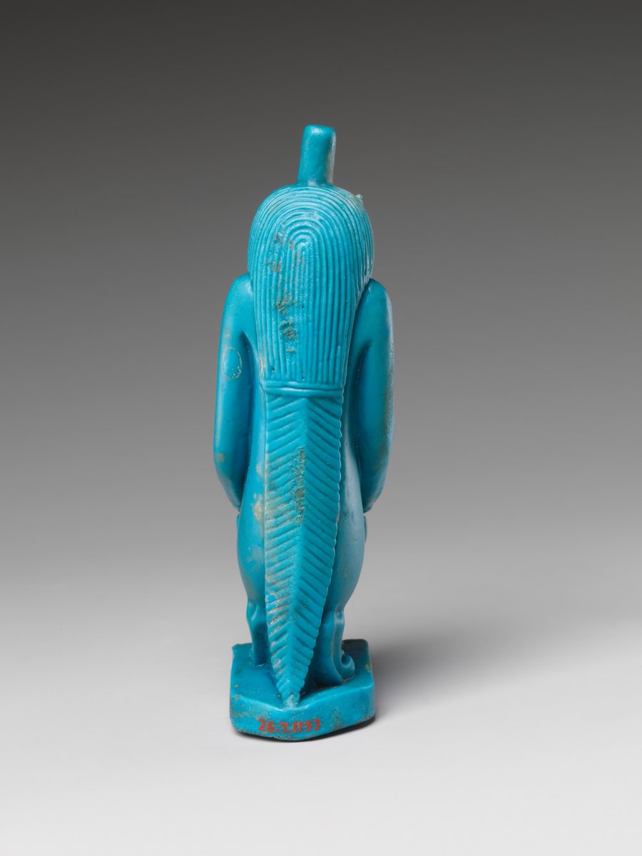 I am quite late this year—although better late than never, I guess—, but I decided to do another advent calendar with ancient Egyptian objects.

What better way to start the calendar than with my favourite goddess, Taweret? 1/2

metmuseum.org/art/collection…

#Egypt #Egyptology