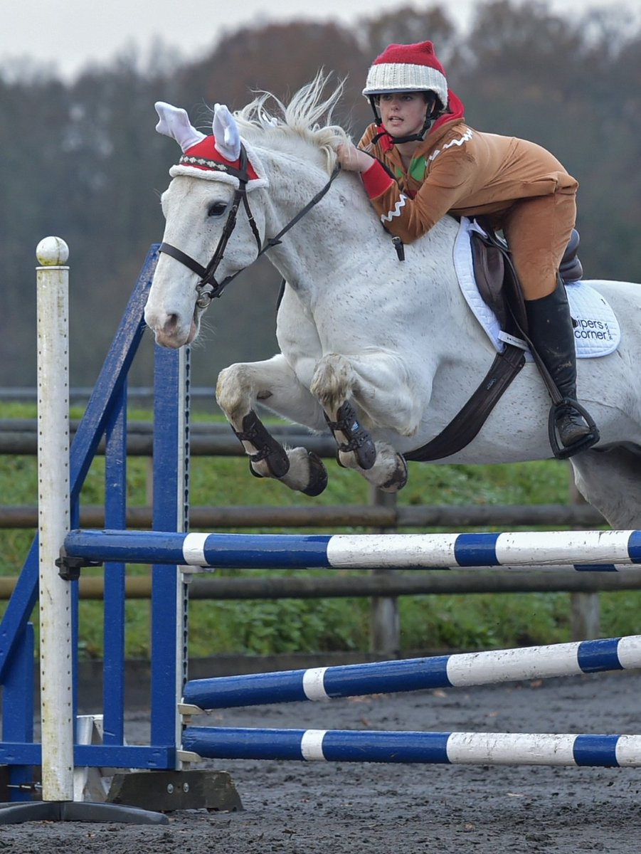 PCSEquestrian's tweet image. Well done Bea for finishing 4th in the BS JFS 90cm class at Snowball on Sunday. We love the festive outfit! #PipersSenior #PipersSport #PipersFuture