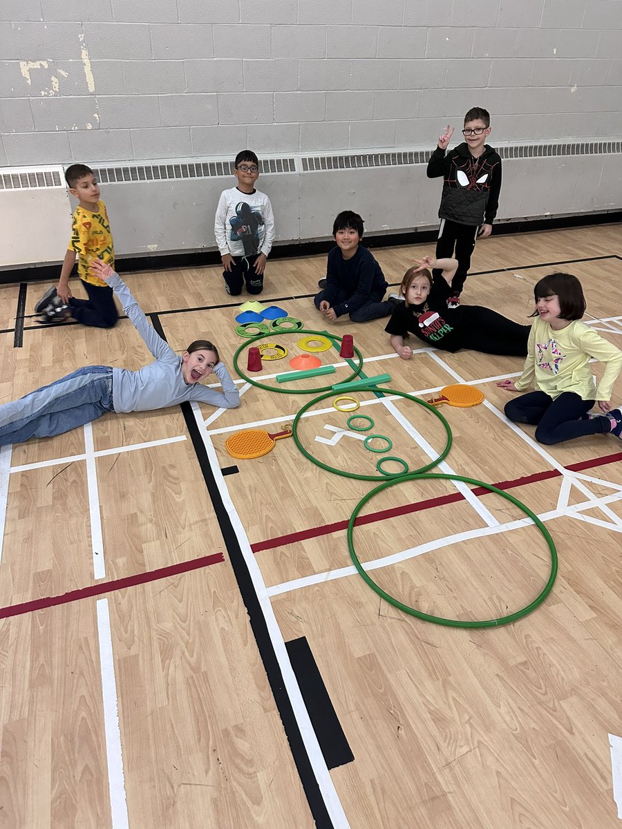 Active Countdown to Christmas is back and in full swing <a href="/Hazelwood_Elem/">Hazelwood Elementary</a> They were so excited to get their 1st challenge! ⛄️ 

<a href="/schoolsportsnl/">School Sports NL</a> #activecountdowntochristmas