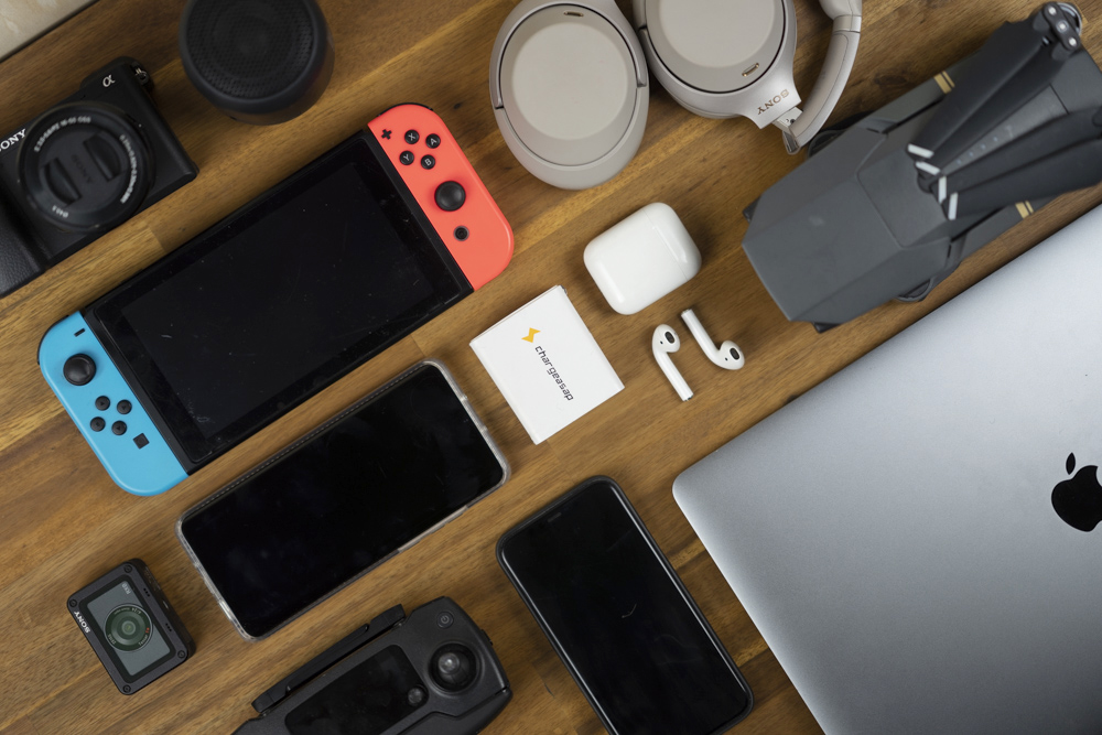 chargeasap's tweet image. Power up like never before with the world's smallest 🤏 charger, Omega 100W!

#charger #phonecharger #chargingsolutions #fastcharger #gadgets #chargeasap