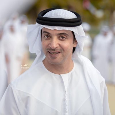 AwadAldarmaki's tweet photo. فَنَحنُ كَماءِ المُزنِ ما في نِصابِنا
كَهـامٌ … وَ لا فينا يُعَـدُّ بَخيلُ
.
إِذا سَيِّدٌ مِنّا خَلا .. قامَ سَيِّدٌ
قَؤُولٌ لِما قالَ الكِرامُ فَعُولُ
.
هنيئاً للعين و أهلها و أرضها و سمائها بتعيين سمو الشيخ هزاع بن زايد آل نهيان ممثلاً للحاكم في منطقة العين 💜

ابشروا بالخير من ويه السعد والخير 💐