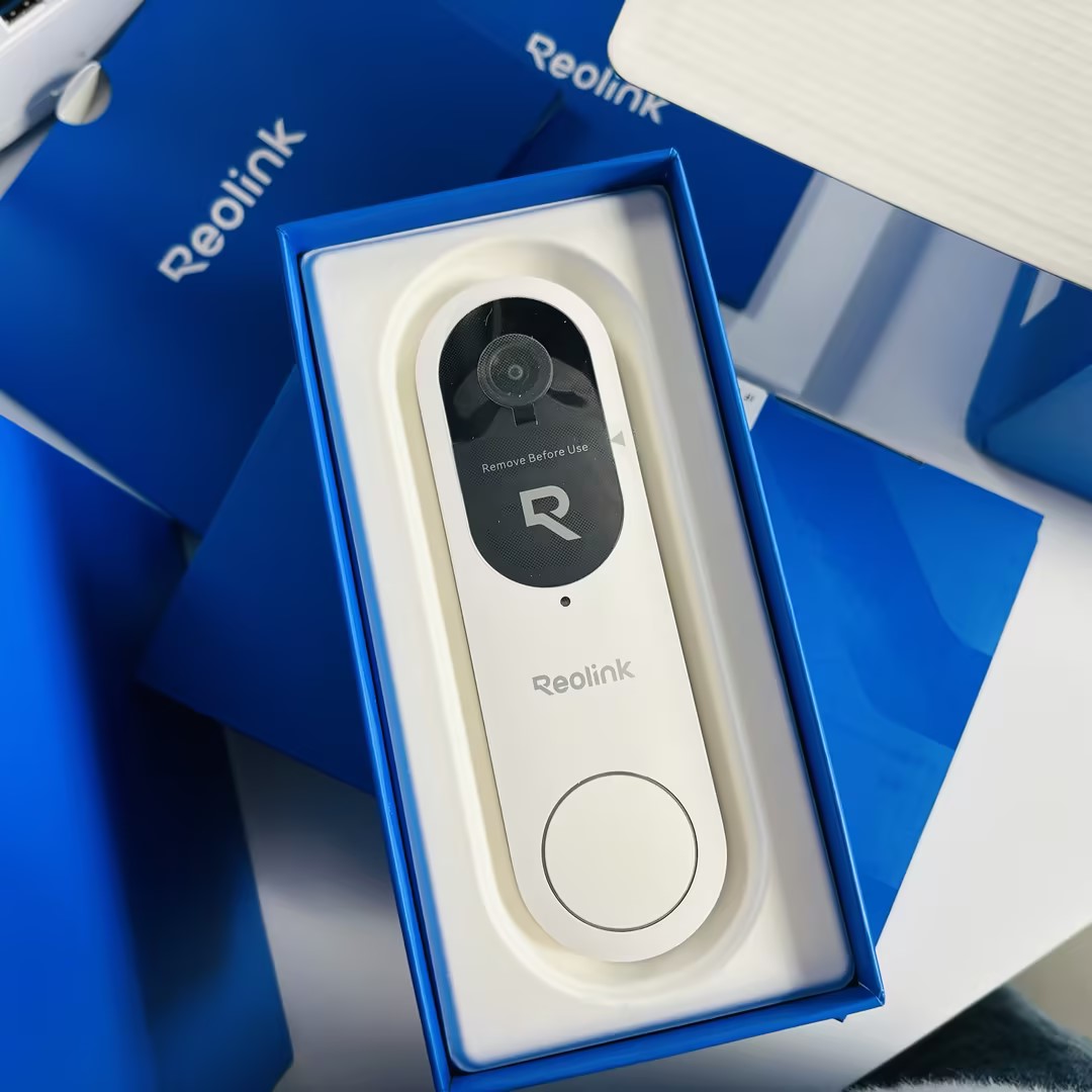 ReolinkTech's tweet image. 🎁✨  Black Friday packages are arriving! Did you receive yours? Drop your unboxing photos in the comments and let’s see what treasures you found! 

 #UnboxingFun #CyberMonday #Deals #ShopSmart #Reolink #Homesecurity  #Cameras