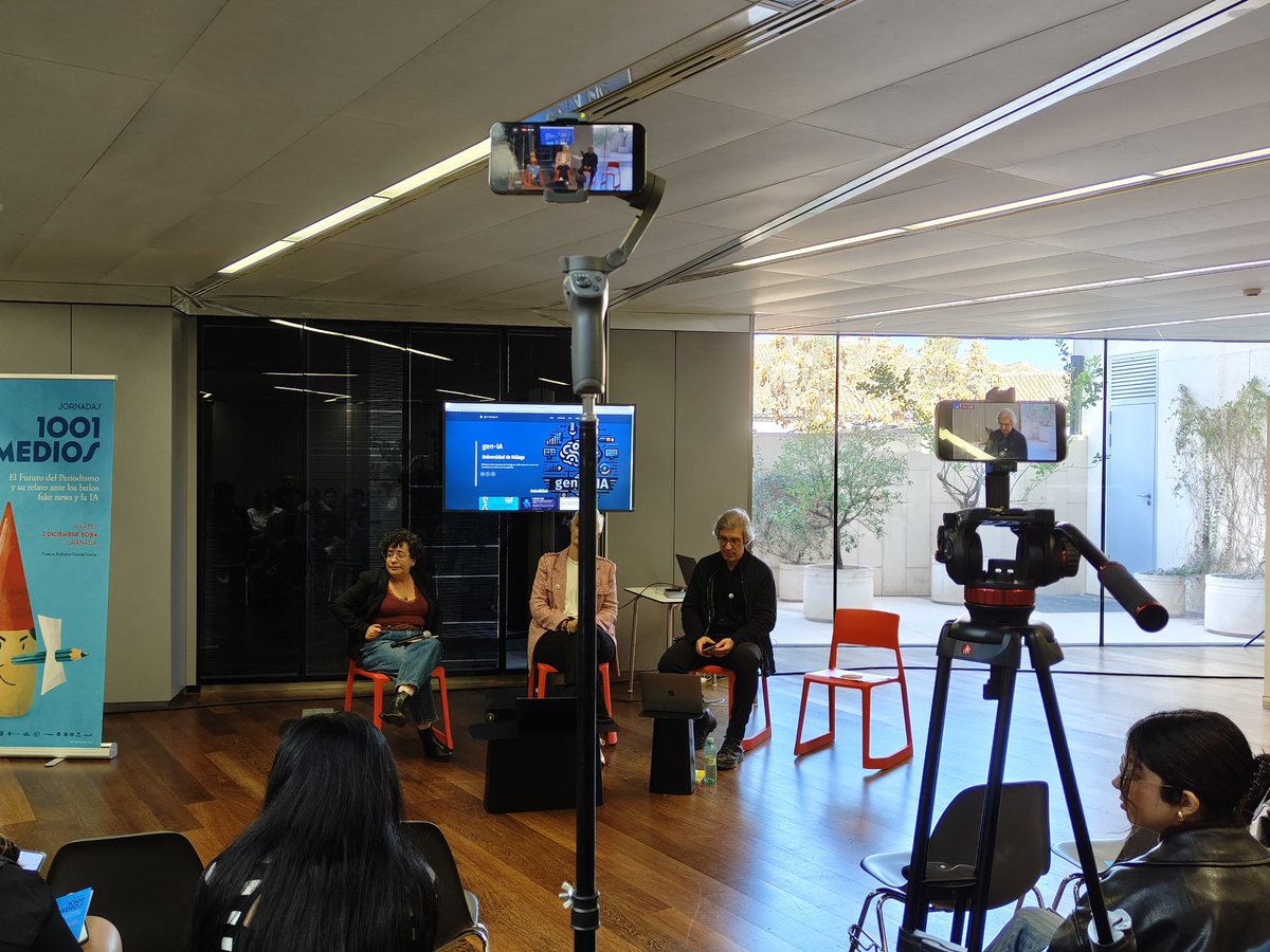 1001Medios's tweet photo. Puedes disfrutar en streaming de las #Jornadas1001Medios en https://t.co/fIGxfBo24i gracias a @Directosmovil

#1001MediosFuturo https://t.co/1N6WuG0R0Y