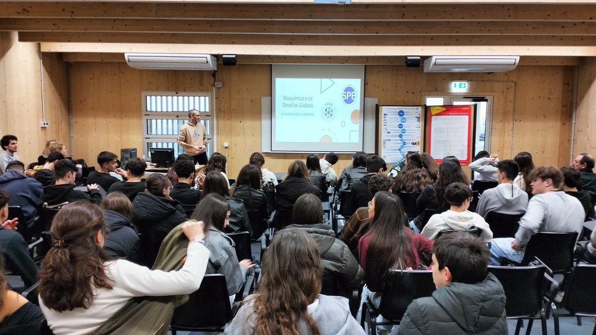 The 2nd  “Biochemistry in action for the future: meeting the new generation” event, organized by SPB as part of the FEBS 60th anniversary, took place on 2/12/24 at ICBAS, University of Porto, Portugal. More than 50 high school students participated in activities <a href="/FEBSnews/">FEBS</a>