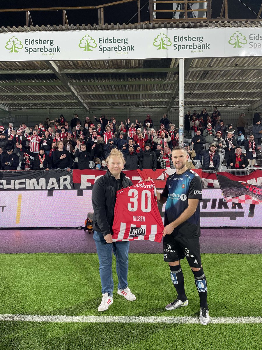 Lidenskapens Pod tweet media