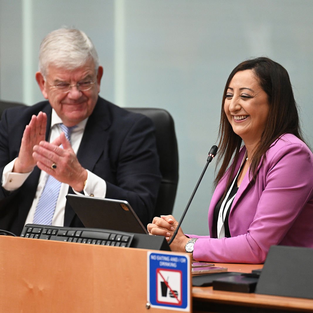 Today, 140+ mayors, governors &amp; other local leaders, #nationalgovt reps &amp; #CSOs from 90+ cities &amp; 40+ countries are in <a href="/CityofCT/">City of Cape Town</a> for the #StrongCIties #FifthGlobalSummit: an innovations and solutions exchange on addressing hate, polarisation &amp; local impacts of global crises.