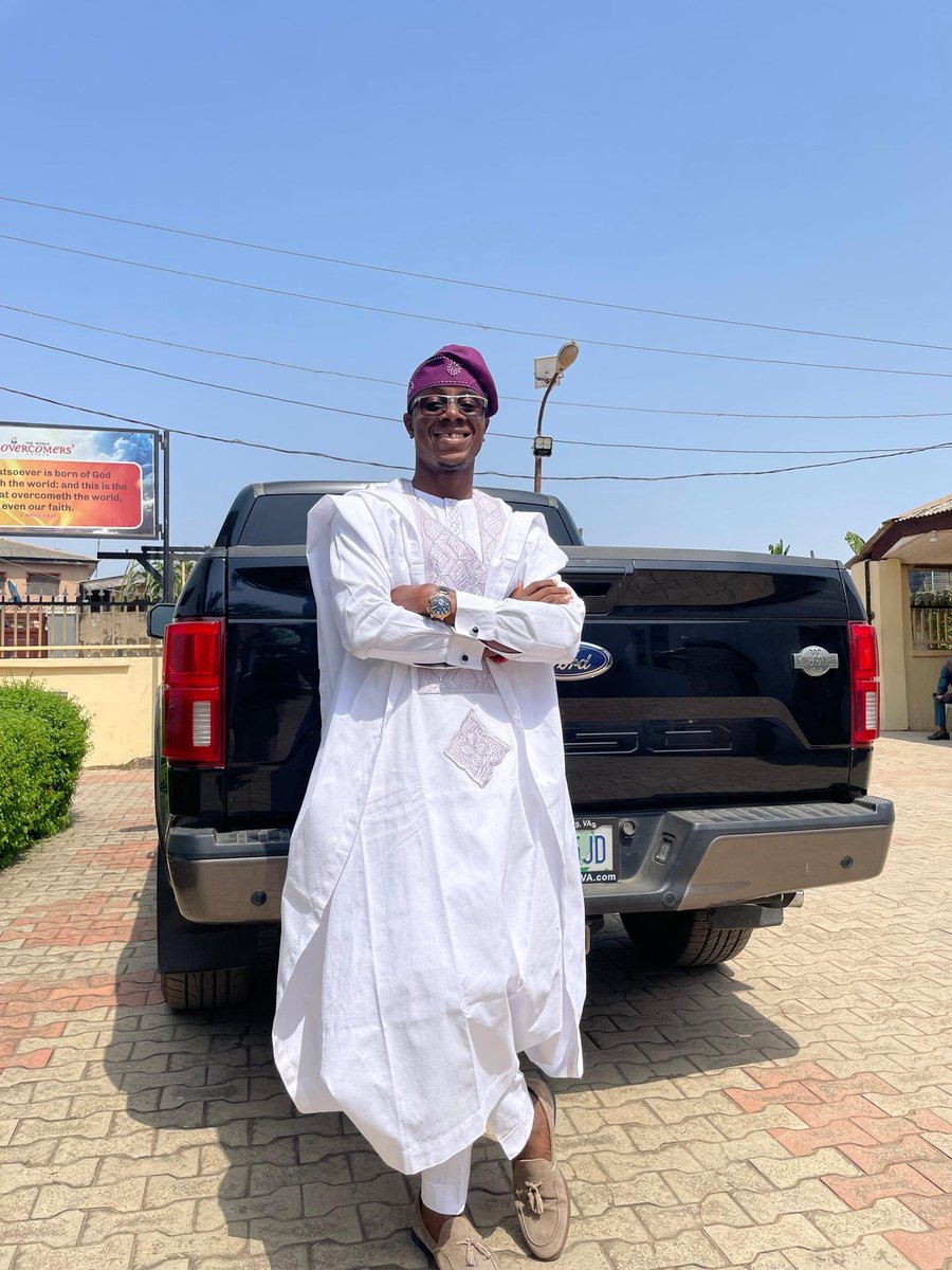 Overcomer Babalobi tweet media