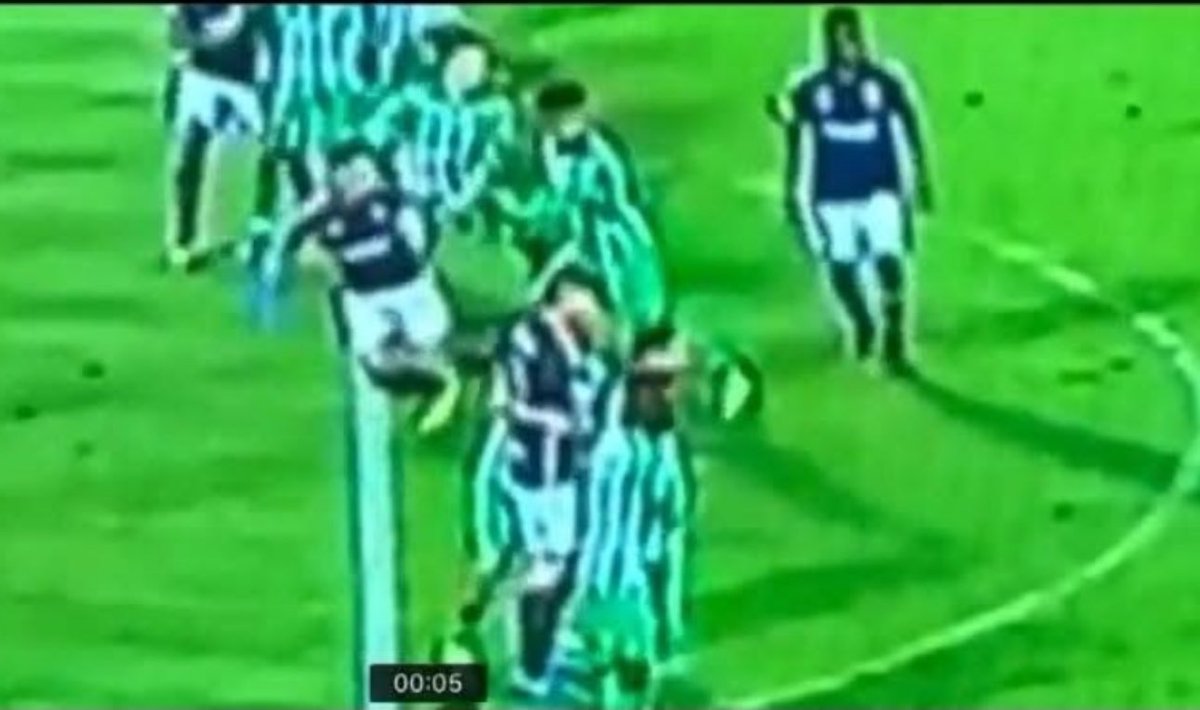 Álvaro García (@alvarogarciaj) on Twitter photo Ahí está, clarito: el pie de Tesillo habilita a Falcao. <a href="/MillosFCoficial/">Millonarios FC</a> lo empató bien, y Nacional se salvó de perderlo todo en los últimos minutos. Ahí está, clarito: el pie de Tesillo habilita a Falcao. <a href="/MillosFCoficial/">Millonarios FC</a> lo empató bien, y Nacional se salvó de perderlo todo en los últimos minutos.