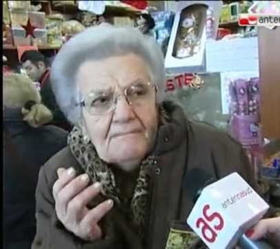 chiaravix's tweet photo. I volti più famosi del Natale: https://t.co/ekCfhZqBW3