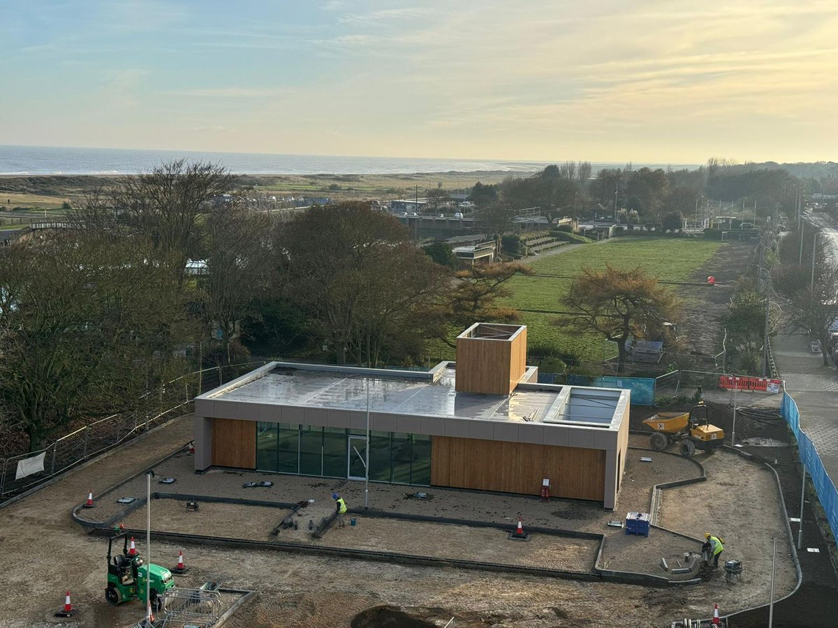 BurneyGroup's tweet photo. Our latest @StarbucksUK Drive-Thru for @235Degrees is progressing well at South Parade, Skegness. We're on track for an early February 2025 handover.
#Starbucks #DriveThru #ConstructionUpdate #ProjectProgress #Skegness #OnSchedule https://t.co/EjLfmFhNpy